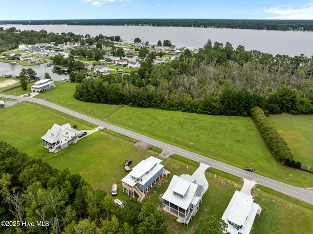 $532,570 | 3204 Whichards Beach Road, Chocowinity, NC 27817