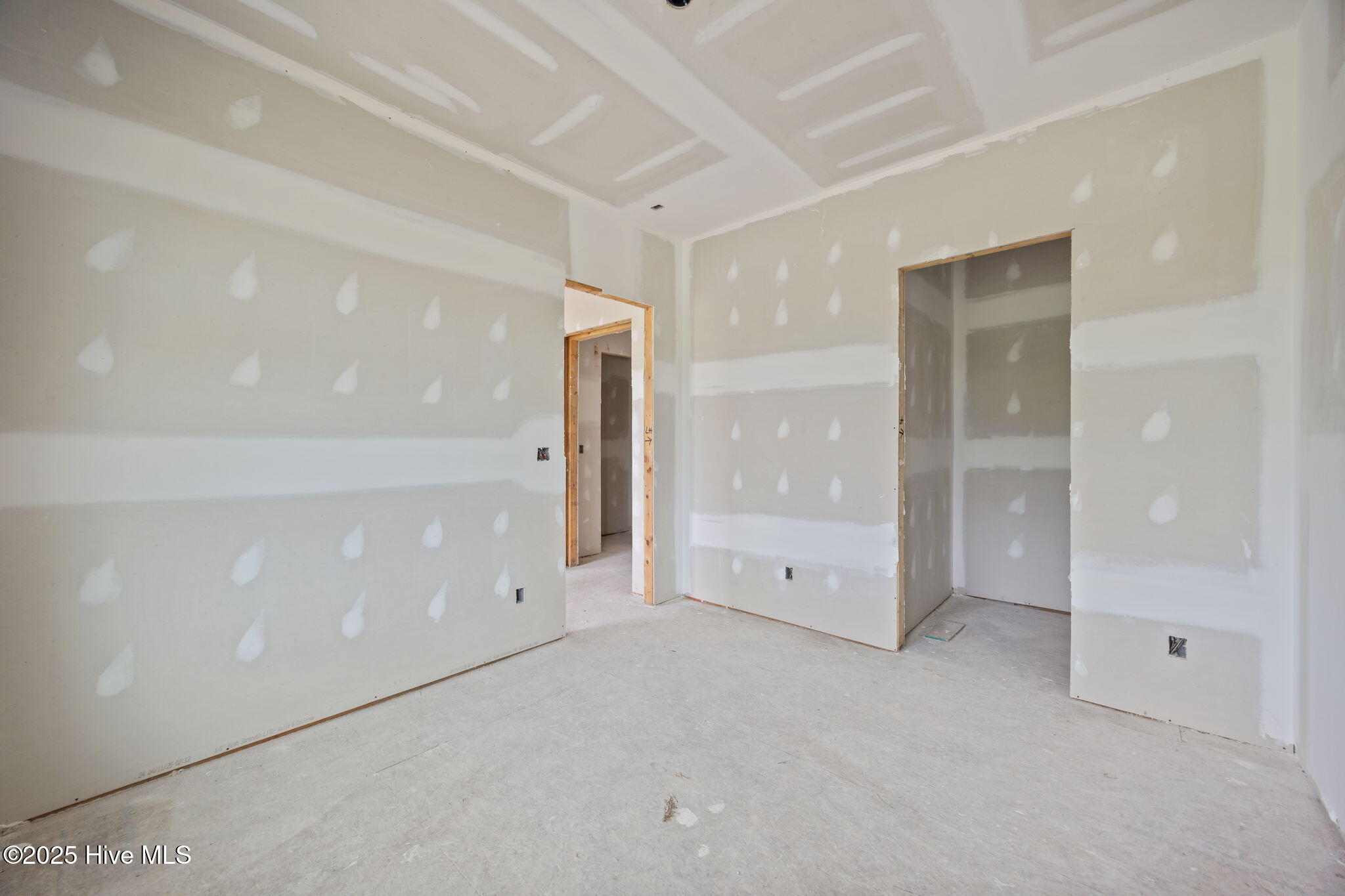 3204 Whichards Beach Road Chocowinity, NC 27817 - Photo 5 of 41 5-web-or-mls-BLS_0009