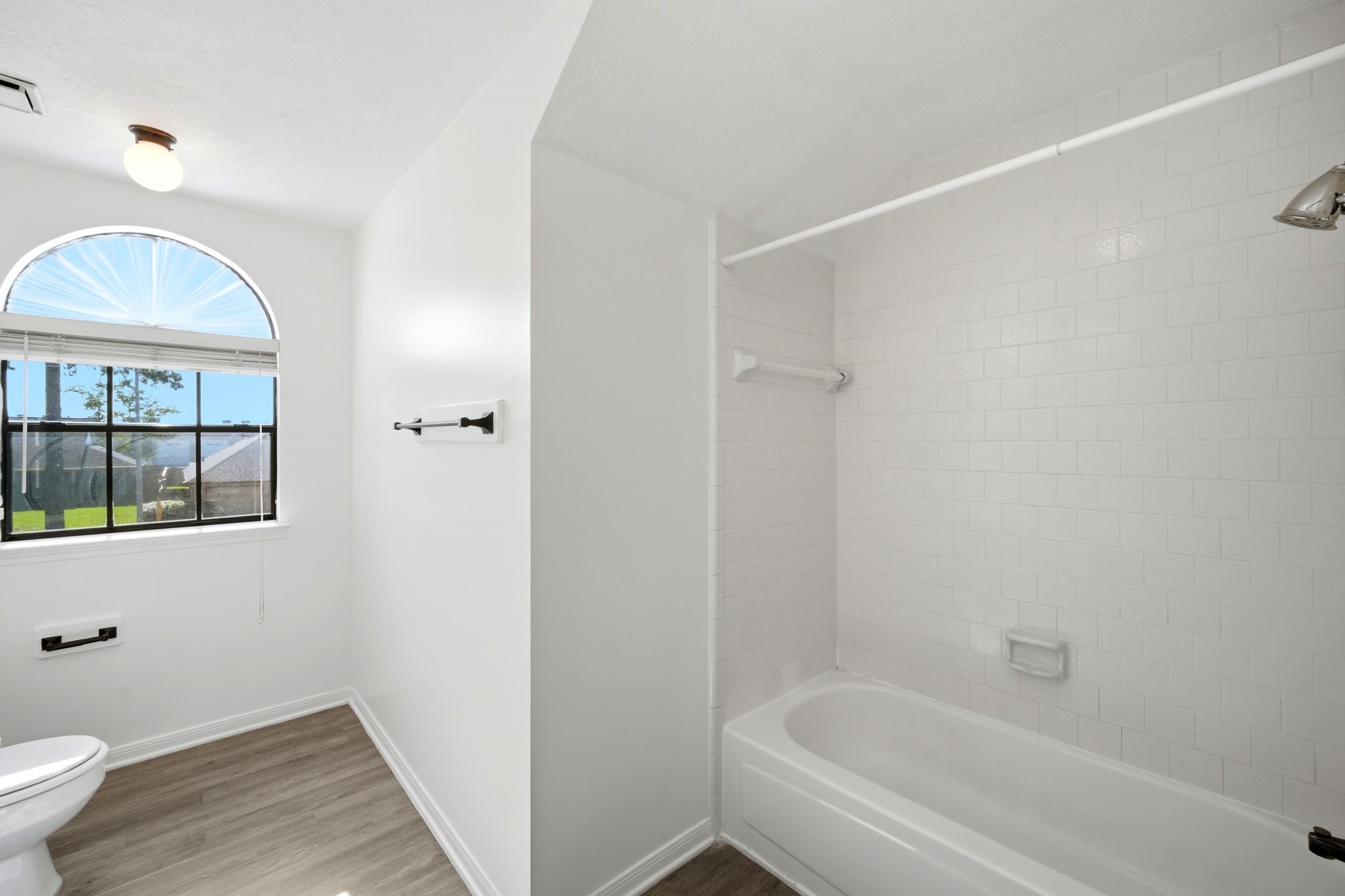 21807 North Tangle Creek Lane Spring, TX 77388 - Photo 41 of 49 Bathroom 2