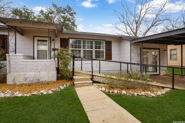 $1,475 | 408 Aviation Avenue, Schertz, TX 78154