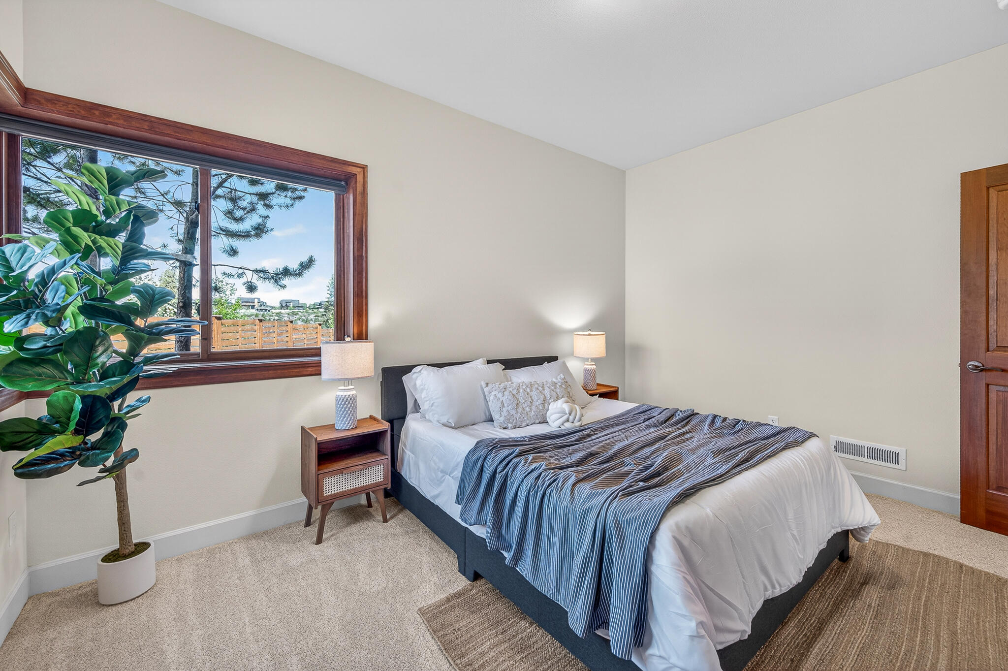 19305 Brookside Way Bend, OR 97702 - Photo 38 of 47 Windows to view