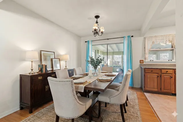 $369,900 | 558 Birchwood Road, Frankfort, IL 60423