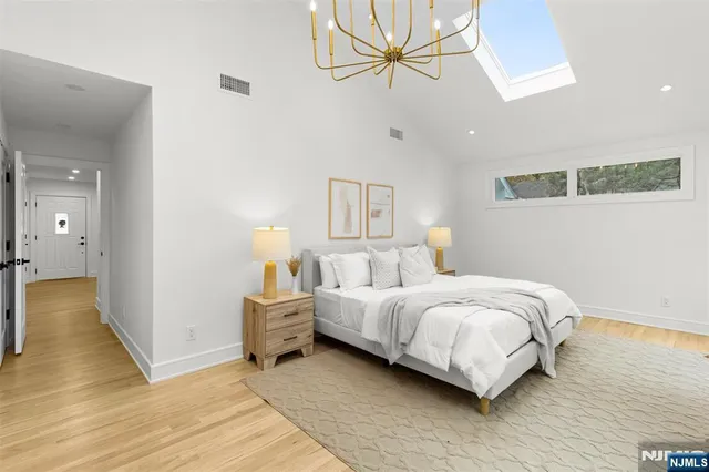 $1,349,000 | 7 Chestnut Place, Ho-Ho-Kus, NJ 07423