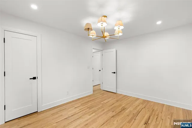 $1,349,000 | 7 Chestnut Place, Ho-Ho-Kus, NJ 07423