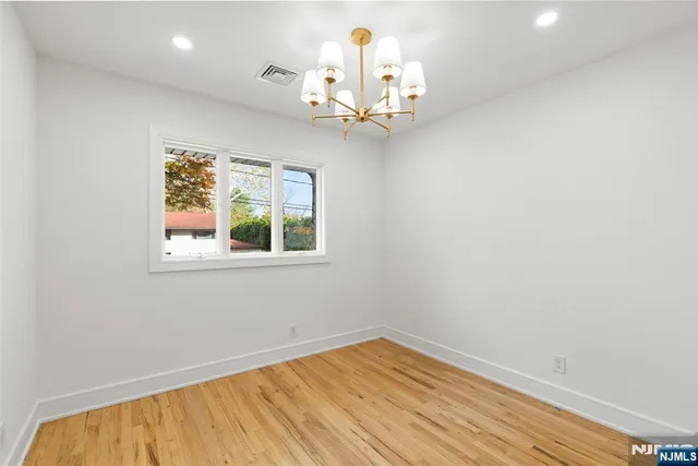 $1,349,000 | 7 Chestnut Place, Ho-Ho-Kus, NJ 07423