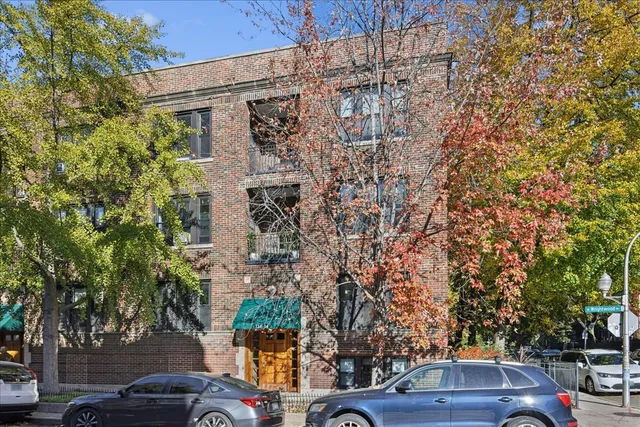 $599,900 | 734 West Wrightwood Avenue, Unit B, Chicago, IL 60614
