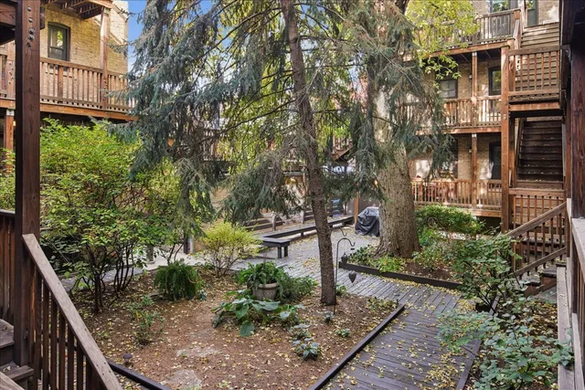 $599,900 | 734 West Wrightwood Avenue, Unit B, Chicago, IL 60614