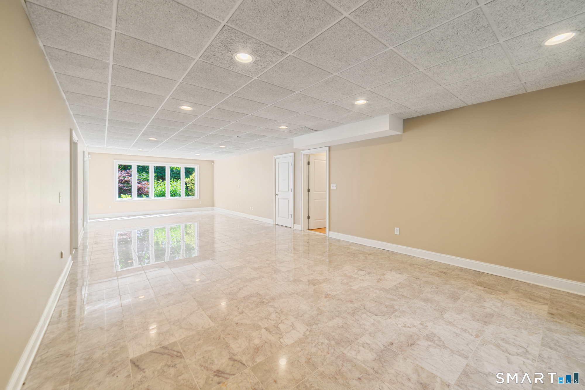 644 South Brooksvale Road Cheshire, CT 06410 - Photo 10 of 40