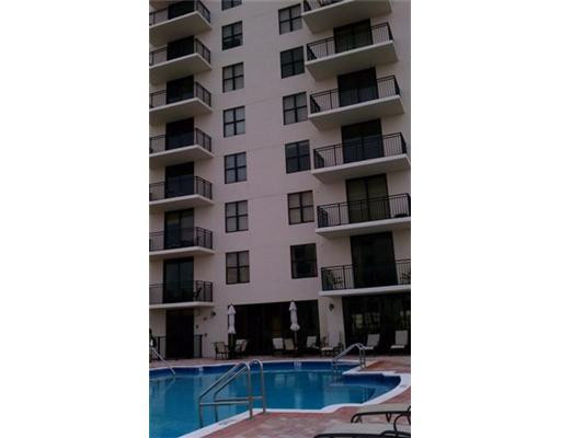 888 Douglas Road, Unit 1017 Coral Gables, FL 33134 - Photo 4 of 8 Exterior Front