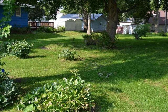 $75,000 | 106 King Street, Hendricks, MN 56136