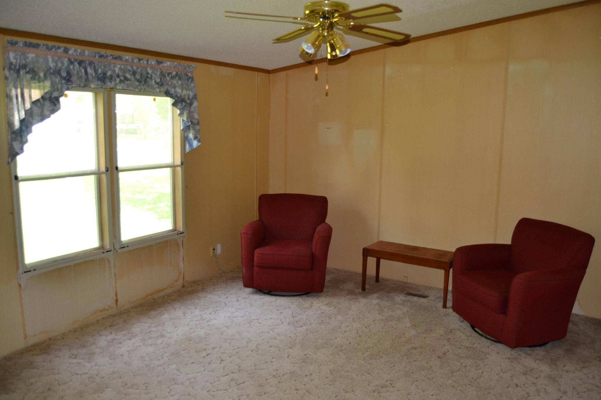 106 King Street Hendricks, MN 56136 - Photo 9 of 13