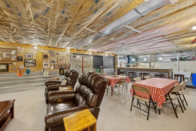 $799,000 | 8916 North Shore Drive, Amherst Junction, WI 54407