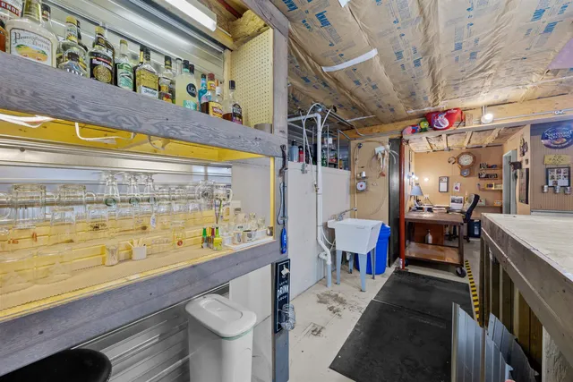 $799,000 | 8916 North Shore Drive, Amherst Junction, WI 54407