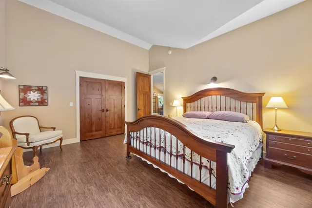 $799,000 | 8916 North Shore Drive, Amherst Junction, WI 54407