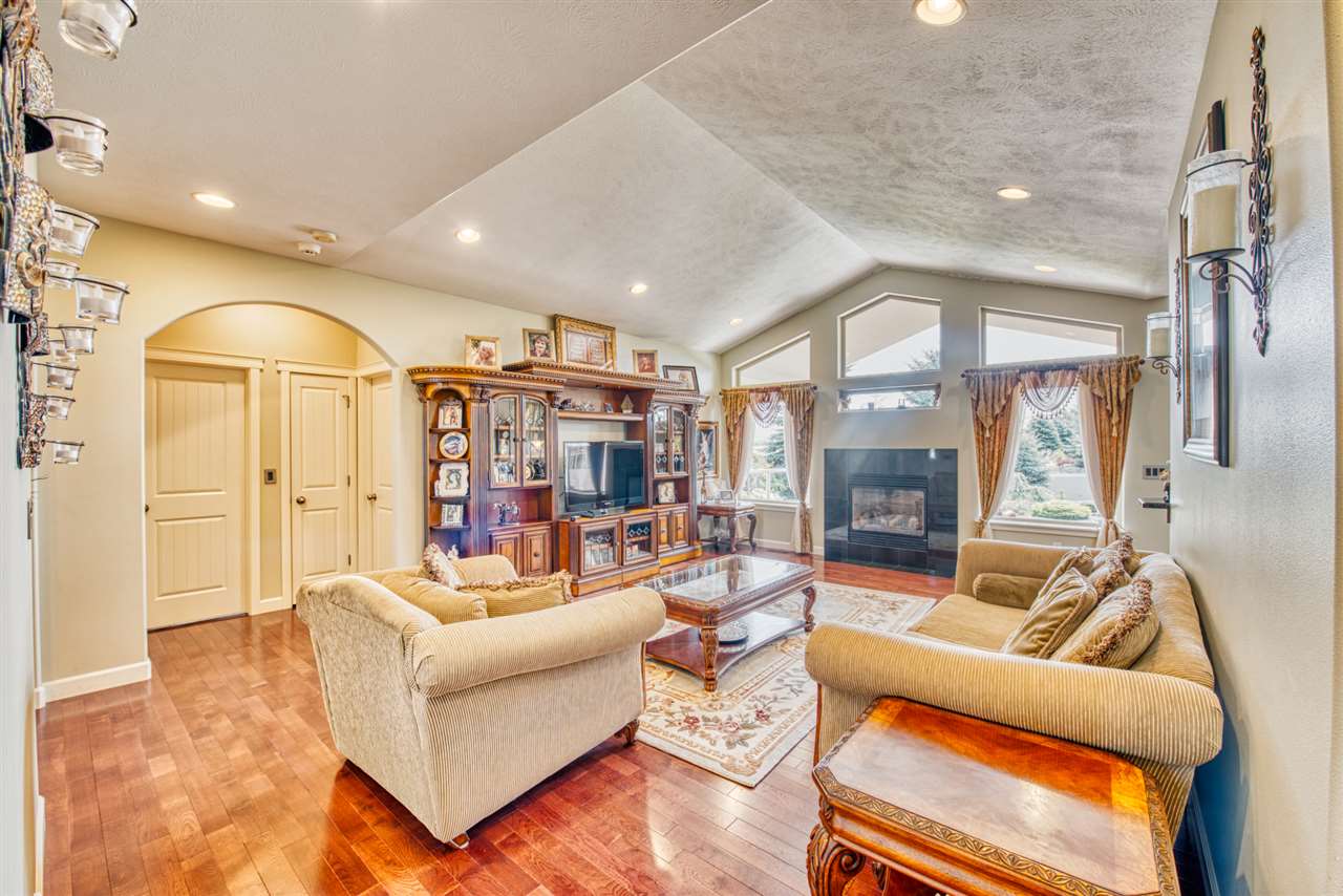 10020 North Cochran Road Spokane, WA 99208 - Photo 6 of 20 Gallery Image 6