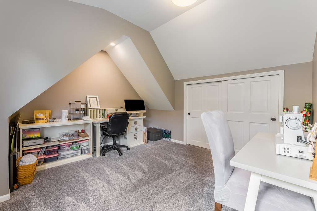 9 Stirrup Cup Court St. Charles, IL 60174 - Photo 19 of 25 Gallery Image 19