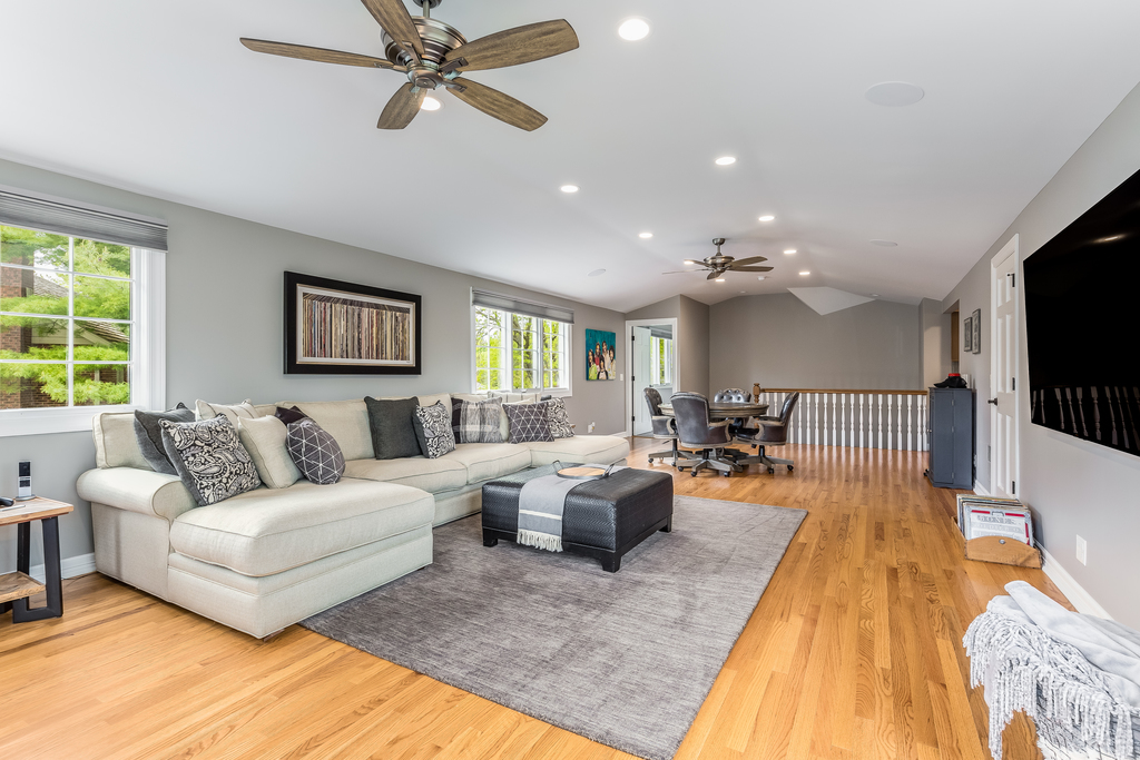 9 Stirrup Cup Court St. Charles, IL 60174 - Photo 20 of 25 Gallery Image 20