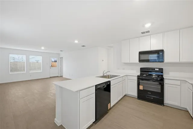 $1,625 | 3918 Selawik Street, Sherman, TX 75090