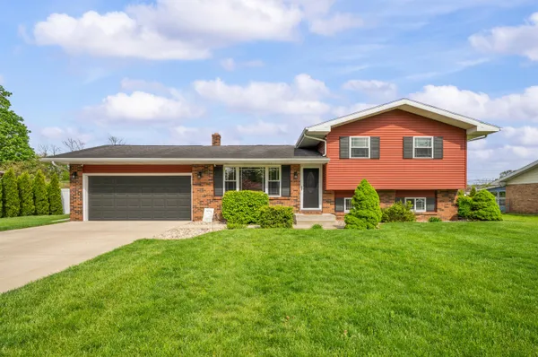 $289,700 | 821 East Park Drive, Niles, MI 49120