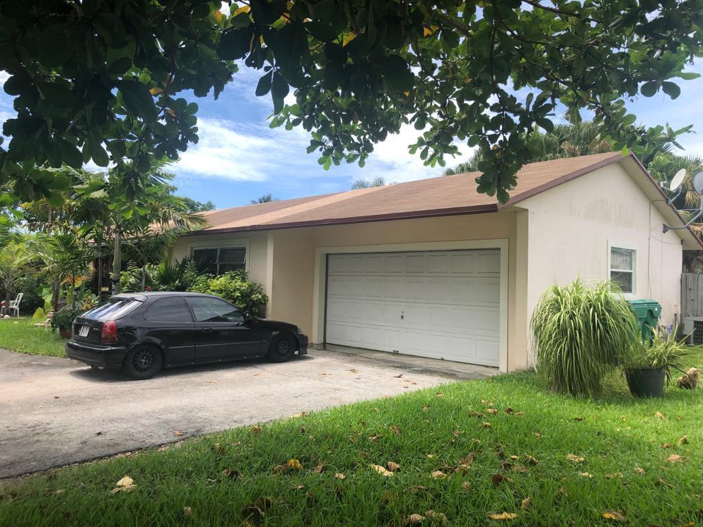 10920 Southwest 124th Road Miami, FL 33176 - Photo 16 of 16 WhatsApp Image 2019-08-02 at 12.00.42 PM