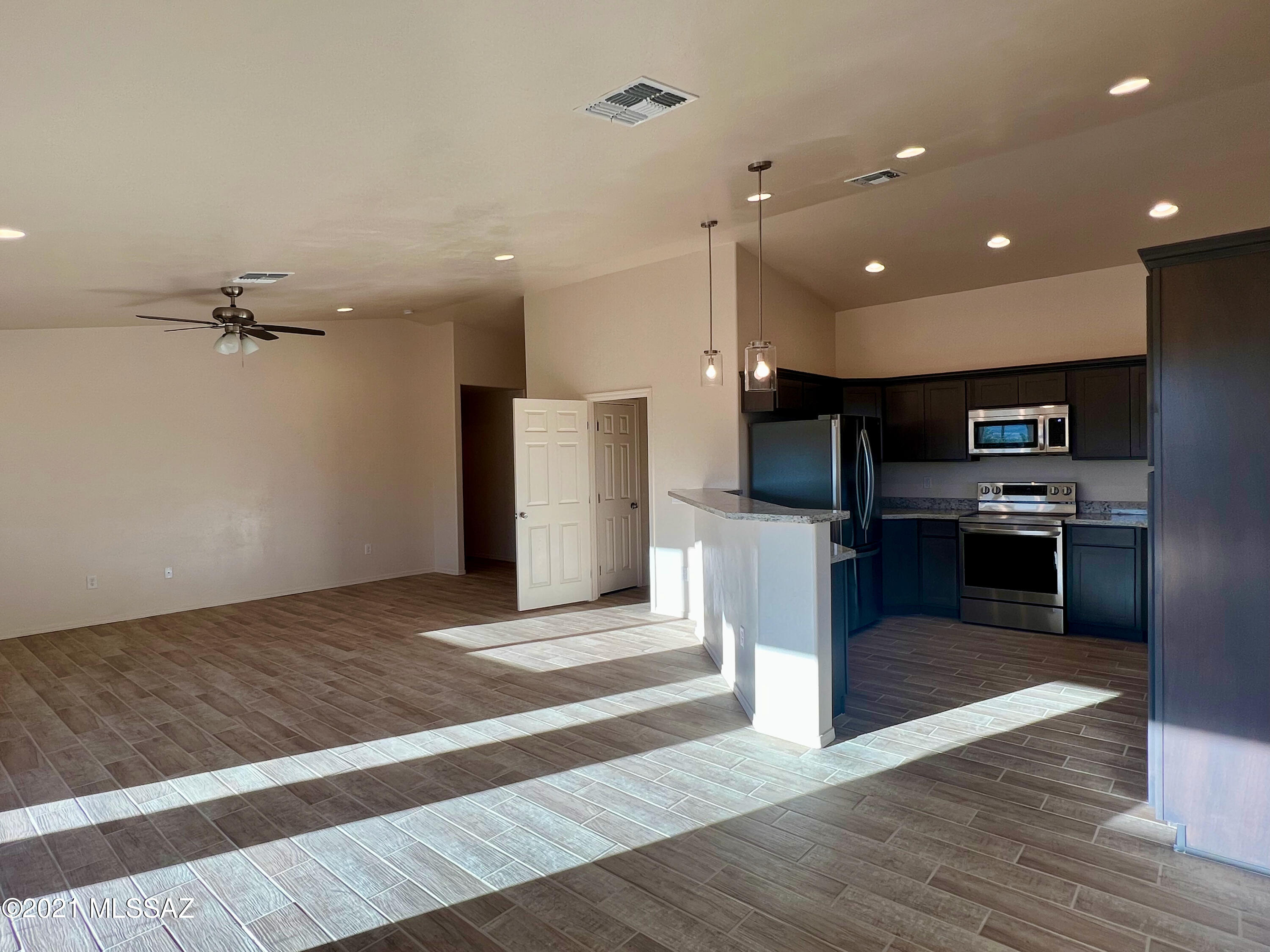 143 Camino Rumano Rio Rico, AZ 85648 - Photo 5 of 32