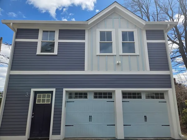 $2,800 | 6 Lowell Avenue, Unit 3, Newton, MA 02460