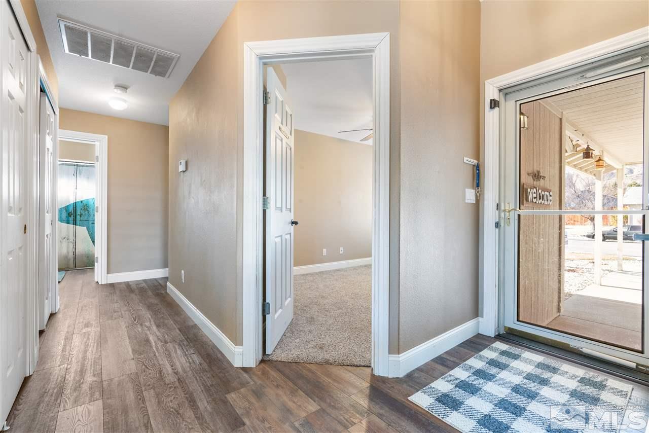 982 Rook Way Sparks, NV 89441 - Photo 18 of 38 Photo 18