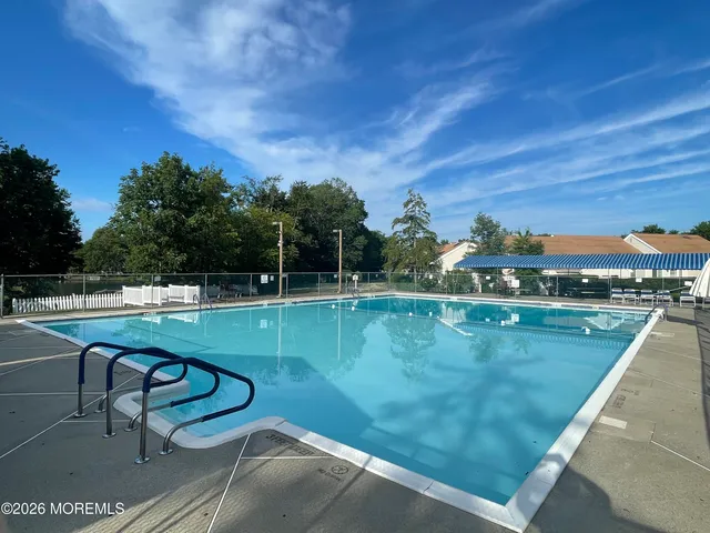 $389,900 | 153 Cours De Pasteur, Unit E, Freehold, NJ 07728