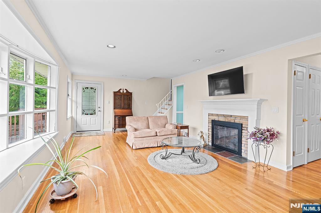 226 Mulberry Place Ridgewood, NJ 07450 - Photo 10 of 46