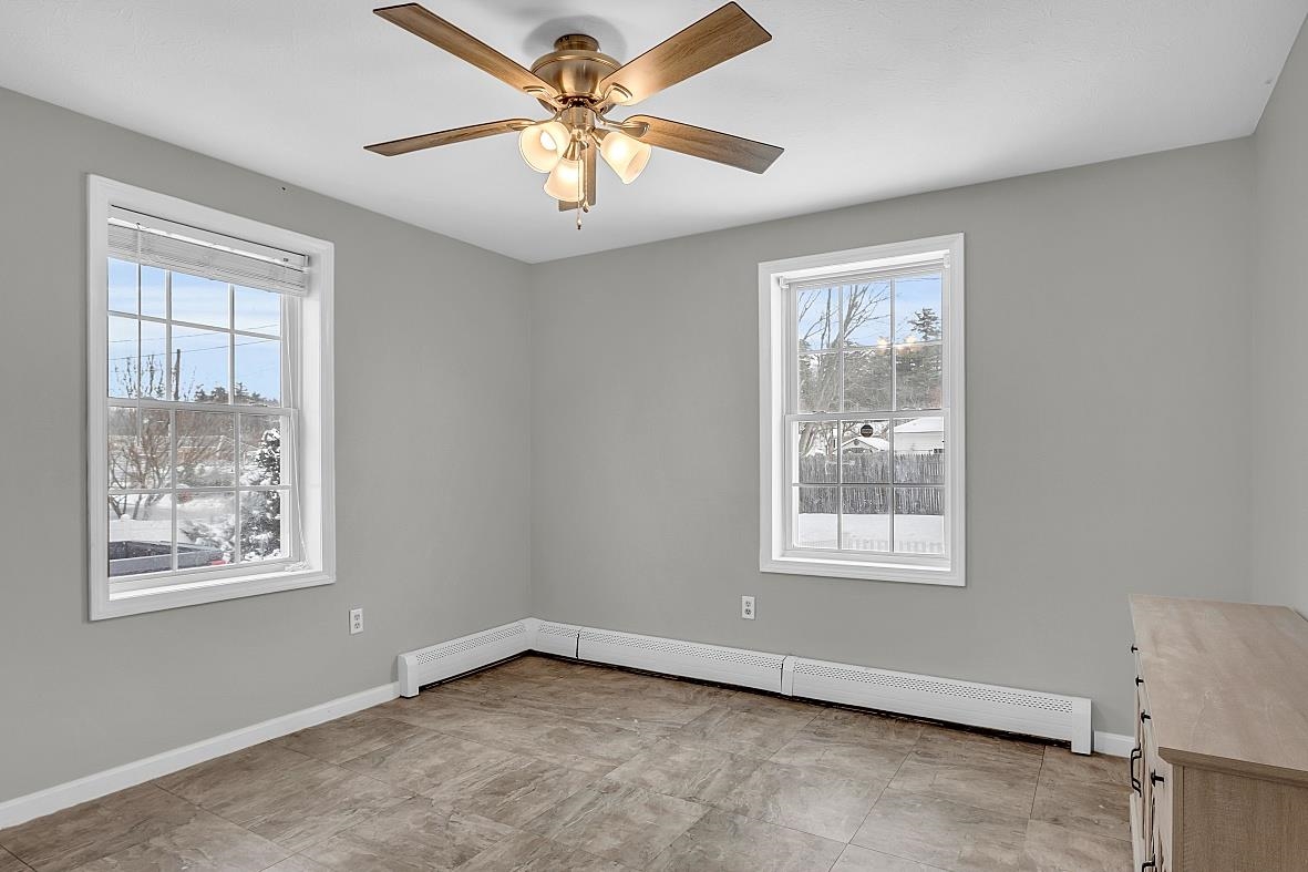 69 Greenleaf Street Manchester, NH 03103 - Photo 3 of 28 Gallery Image 3