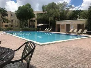 $1,800 | 8065 Southwest 107th Avenue, Unit 321, Miami, FL 33173