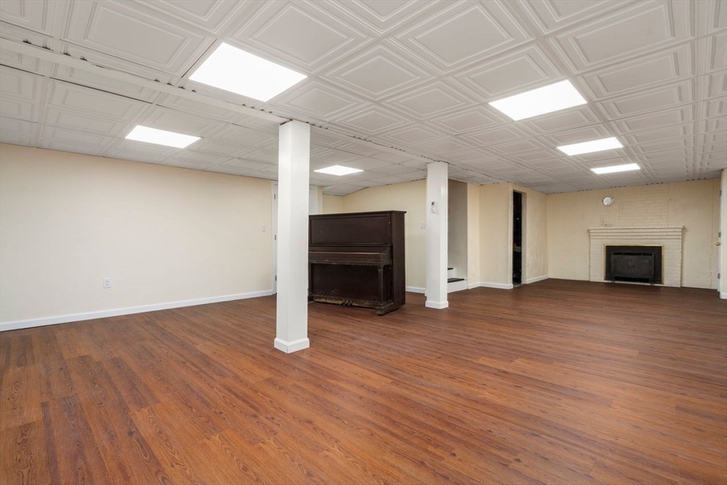 687 Boston Post Road Sudbury, MA 01776 - Photo 17 of 24