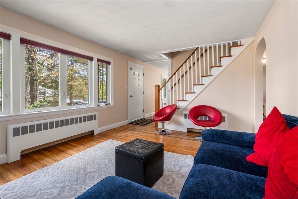 687 Boston Post Road Sudbury, MA 01776 - Photo 6 of 24