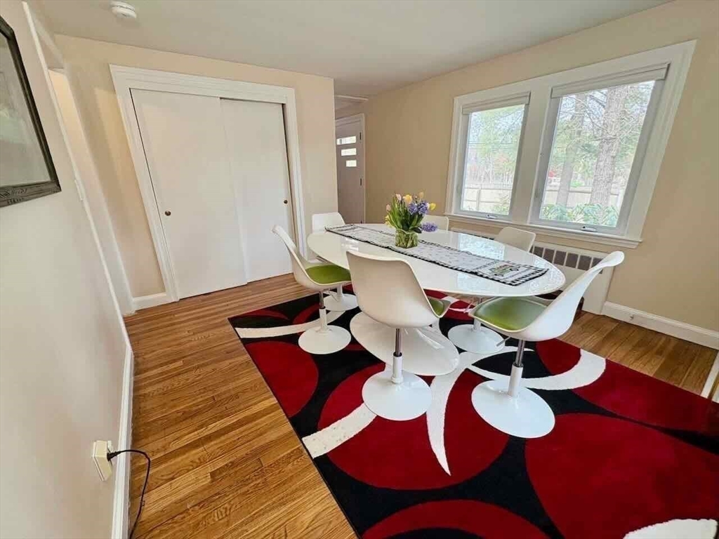 687 Boston Post Road Sudbury, MA 01776 - Photo 9 of 24