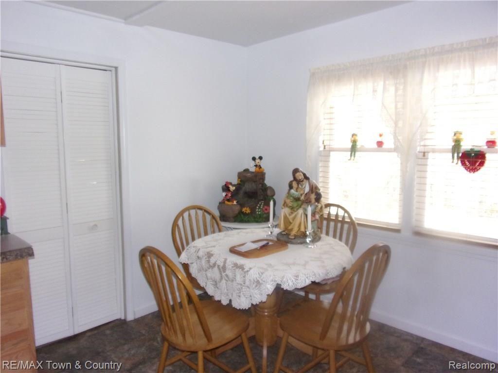 1160 East Frances Road Mount Morris, MI 48458 - Photo 3 of 27