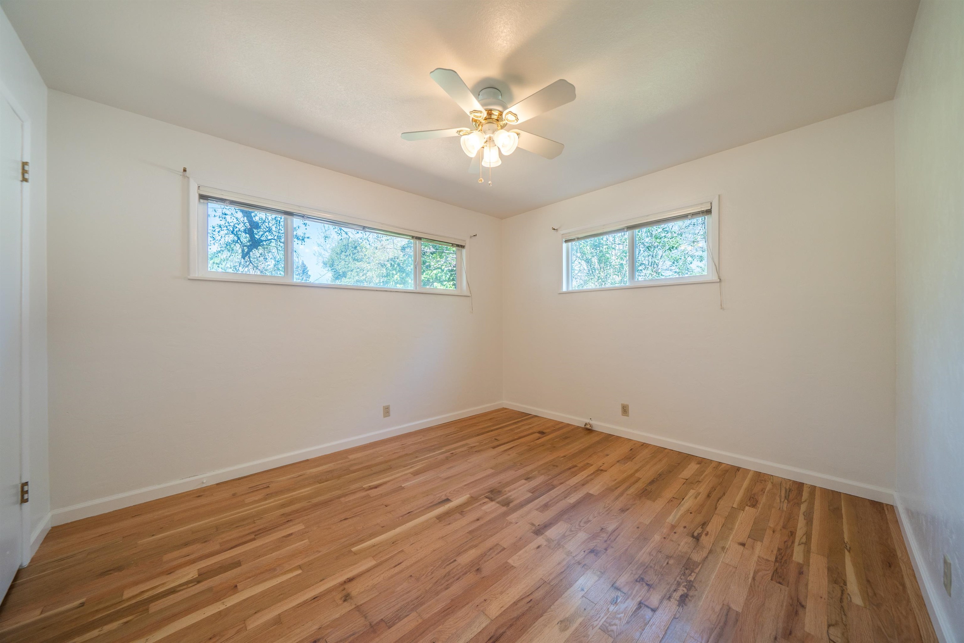 3081 Henderson Road Redding, CA 96002 - Photo 15 of 38