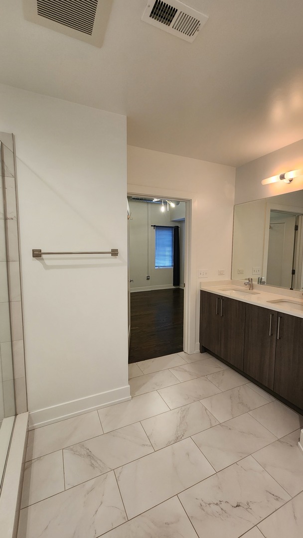 4428 North Sheridan Road, Unit 1C Chicago, IL 60640 - Photo 19 of 24
