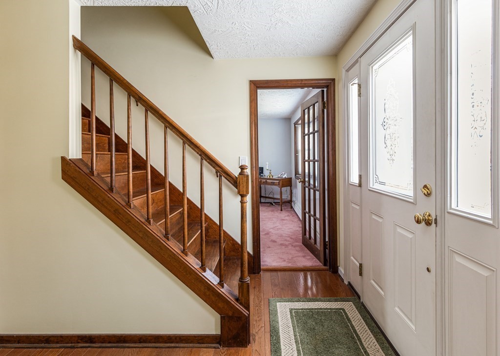 46 Countryside Road Grafton, MA 01536 - Photo 6 of 36 Gallery Image 6