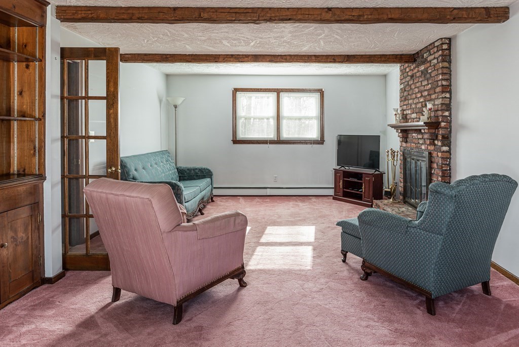 46 Countryside Road Grafton, MA 01536 - Photo 8 of 36 Gallery Image 8