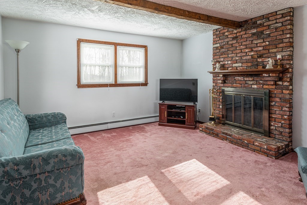 46 Countryside Road Grafton, MA 01536 - Photo 9 of 36 Gallery Image 9