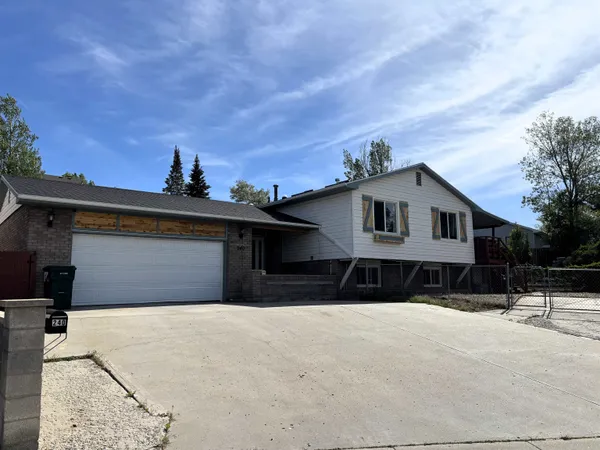 $470,000 | 240 Cherokee Drive, Rock Springs, WY 82901