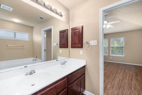 $2,295 | 2405 Kapalua Place, Pflugerville, TX 78660