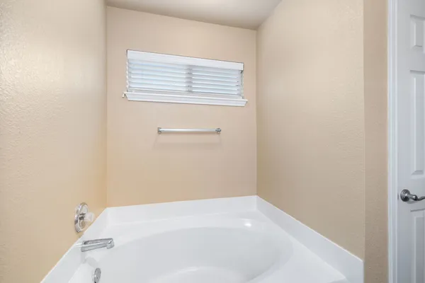 $2,295 | 2405 Kapalua Place, Pflugerville, TX 78660