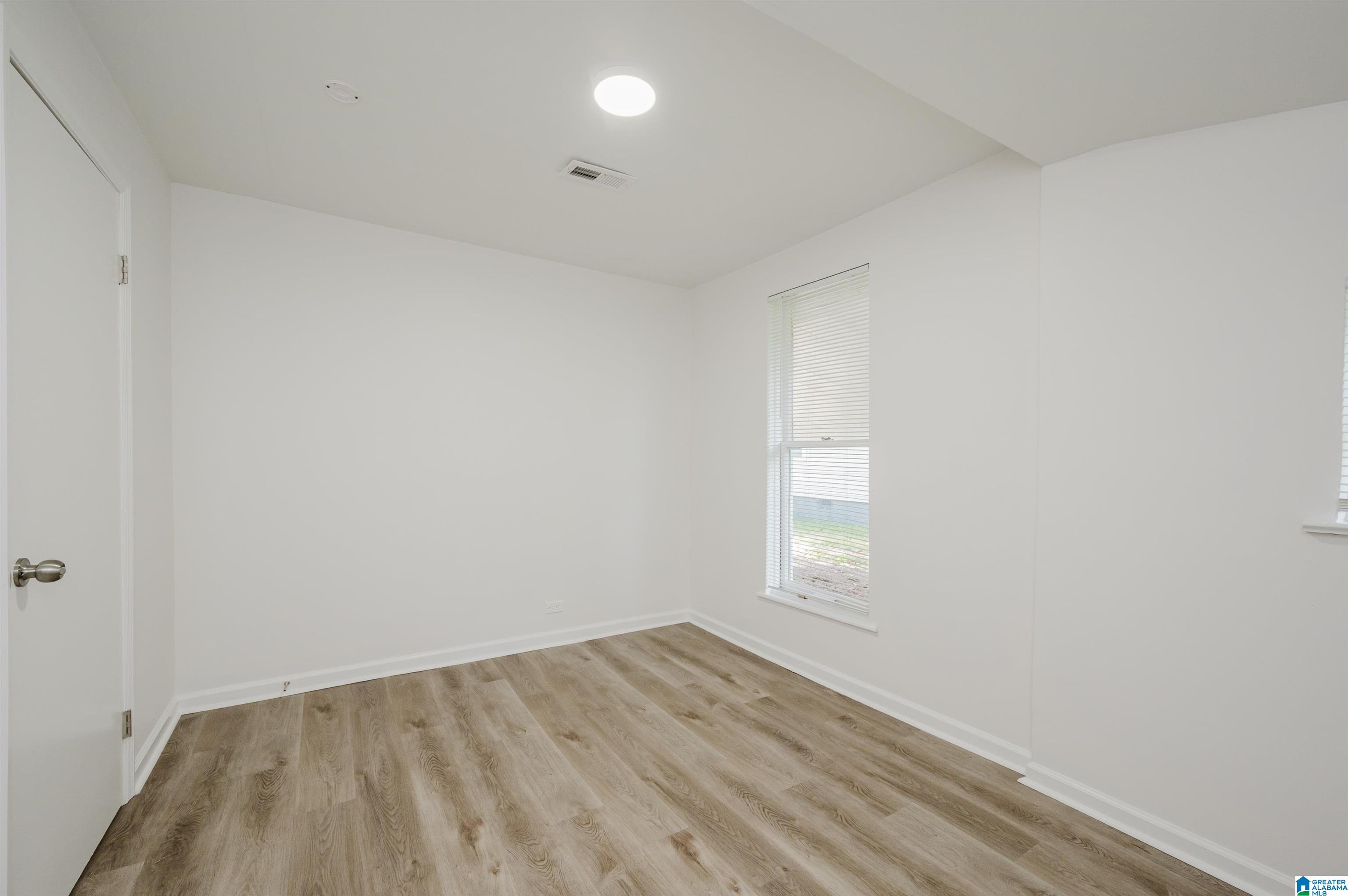 8441 Thomas Avenue Leeds, AL 35094 - Photo 32 of 37