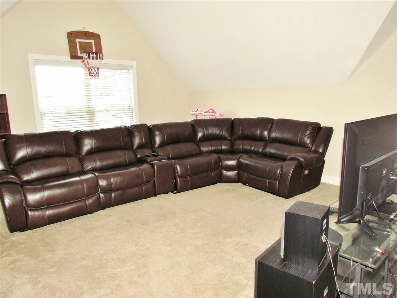 3505 Bloomfield Way Raleigh, NC 27616 - Photo 25 of 30