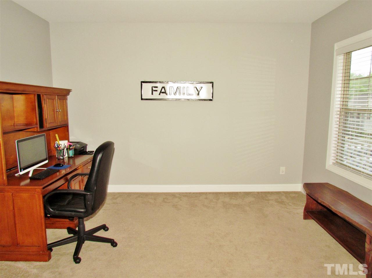 3505 Bloomfield Way Raleigh, NC 27616 - Photo 6 of 30