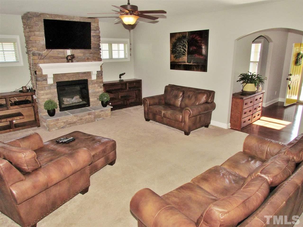 3505 Bloomfield Way Raleigh, NC 27616 - Photo 10 of 30