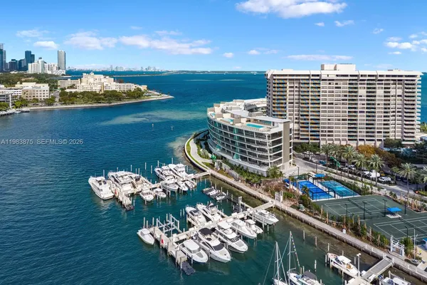 $6,900,000 | 5 Grove Isle Drive, Unit L205, Miami, FL 33133