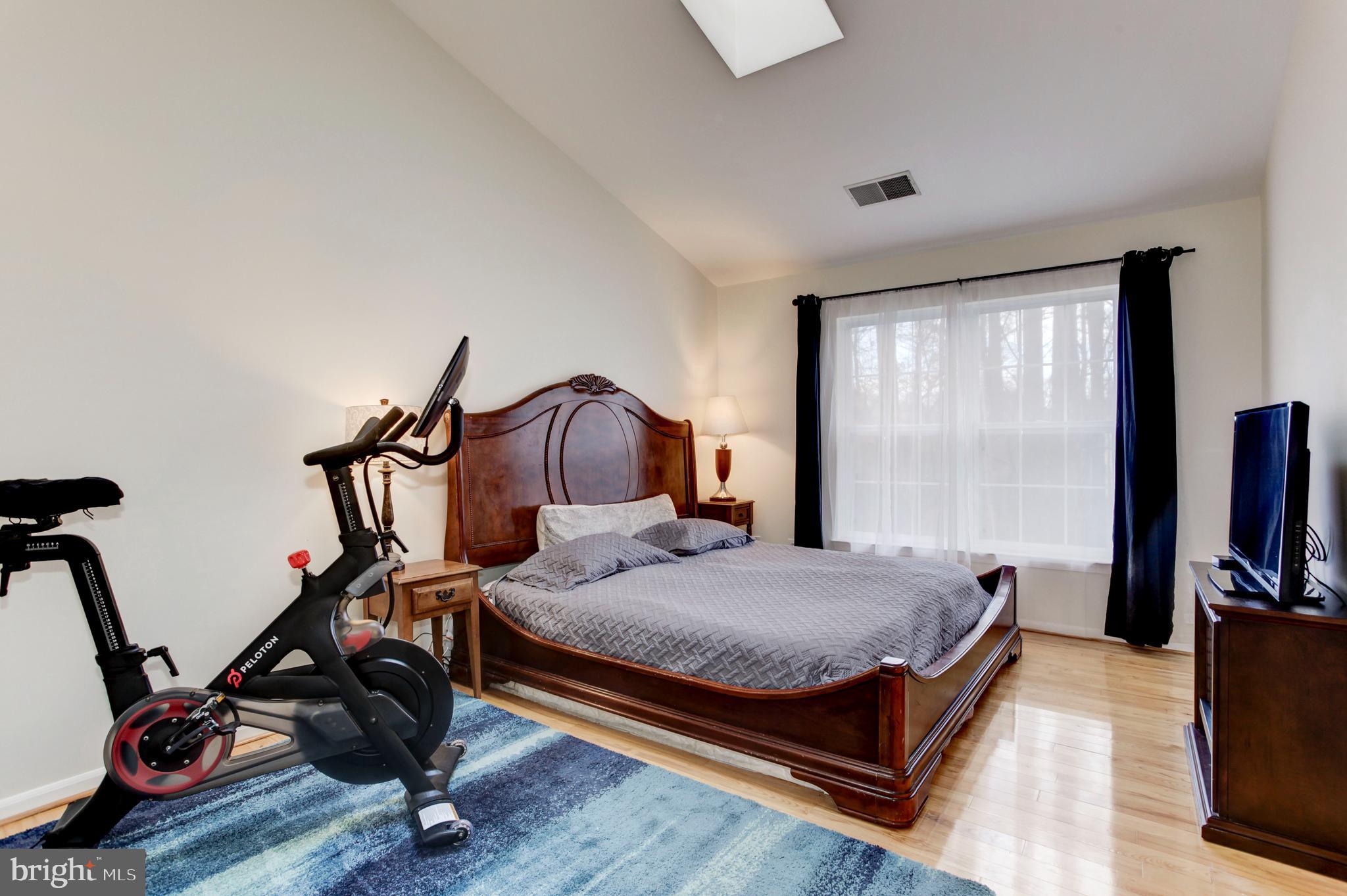 1259 Wild Hawthorn Way Reston, VA 20194 - Photo 23 of 39 Gallery Image 23