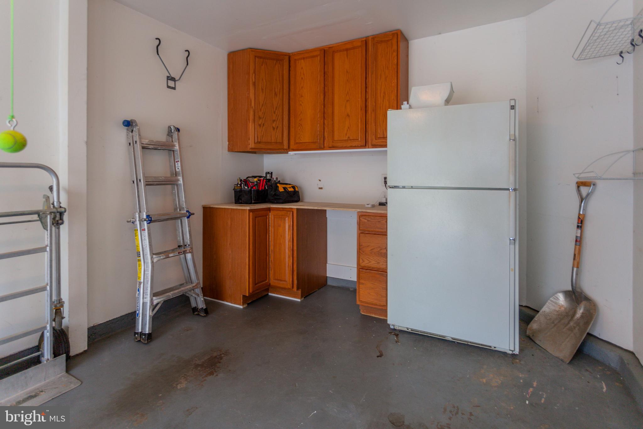 1259 Wild Hawthorn Way Reston, VA 20194 - Photo 32 of 39 Gallery Image 32